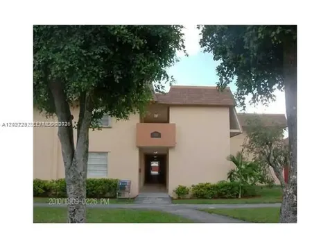 890 SW 129th Place Miami FL 33184
