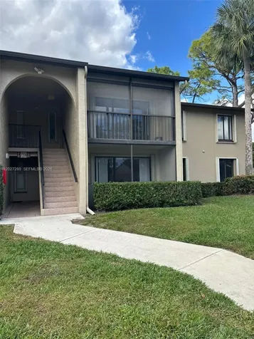 718 Sunny Pine Way Green Acres FL 33415