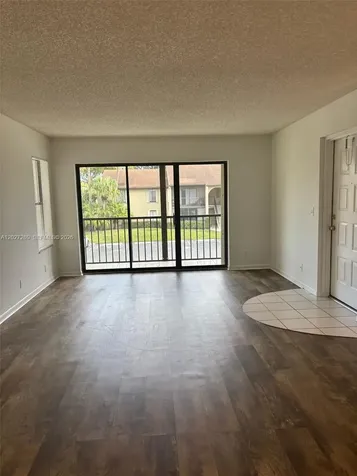 718 Sunny Pine Way Green Acres FL 33415
