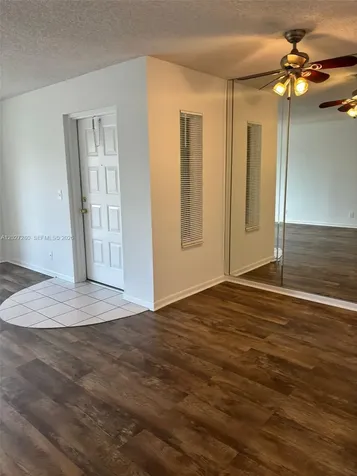 718 Sunny Pine Way Green Acres FL 33415