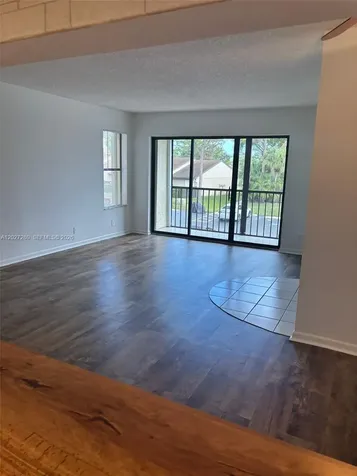 718 Sunny Pine Way Green Acres FL 33415
