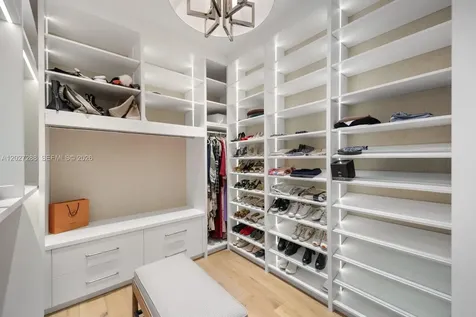 7101 SW 66th Street Miami FL 33143
