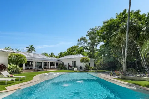 7101 SW 66th Street Miami FL 33143