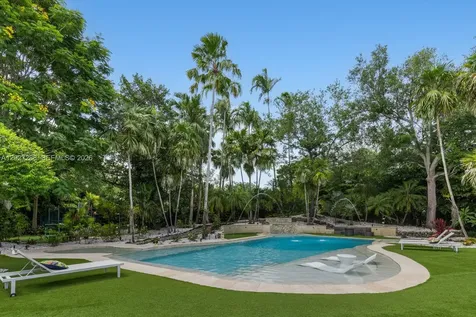 7101 SW 66th Street Miami FL 33143