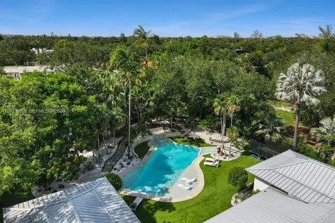 7101 SW 66th Street Miami FL 33143