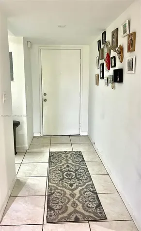10253 NW 9th Street Circle Miami FL 33172