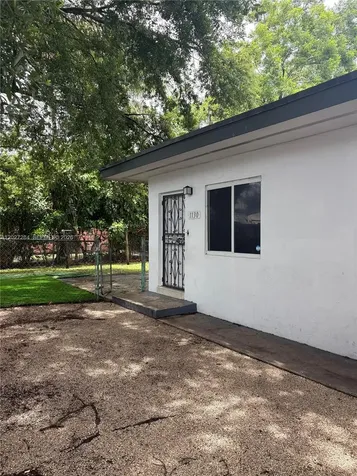 1130 NW 76th Street Miami FL 33150