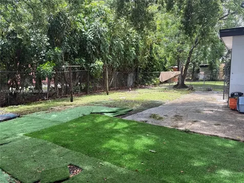 1130 NW 76th Street Miami FL 33150