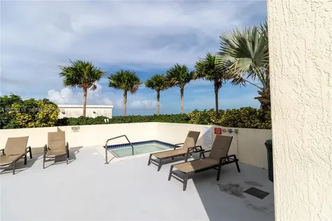 7275 SW 90th Way Miami FL 33156