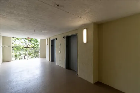 7275 SW 90th Way Miami FL 33156