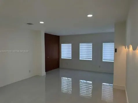 2426 NW 43rd Street Miami FL 33142