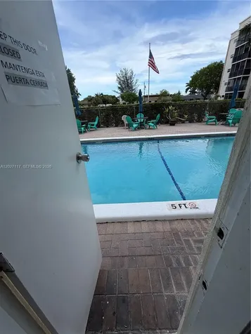 220 SW 9th Avenue Hallandale Beach FL 33009