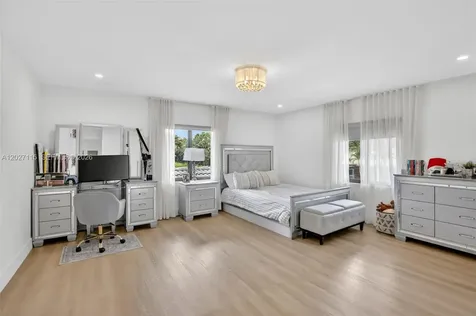 12111 NW 5th Court Plantation FL 33325