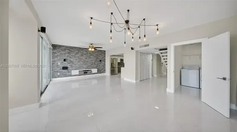 9179 Fontainebleau Boulevard Miami FL 33172
