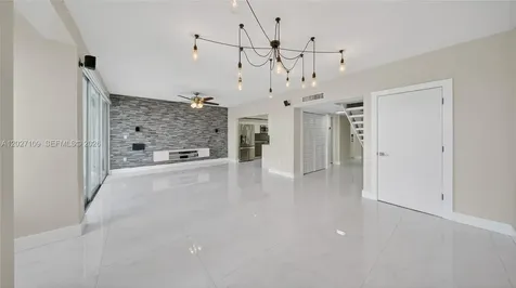 9179 Fontainebleau Boulevard Miami FL 33172