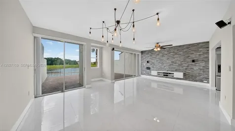 9179 Fontainebleau Boulevard Miami FL 33172