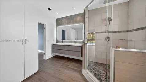 9179 Fontainebleau Boulevard Miami FL 33172