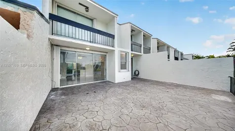 9179 Fontainebleau Boulevard Miami FL 33172