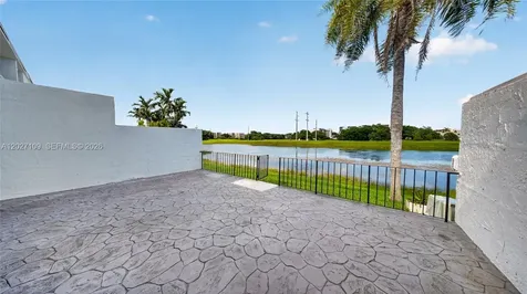 9179 Fontainebleau Boulevard Miami FL 33172