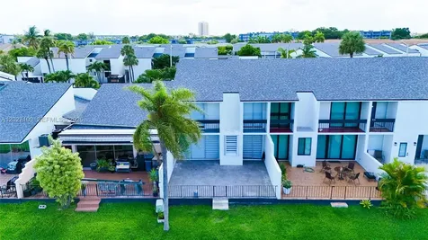 9179 Fontainebleau Boulevard Miami FL 33172
