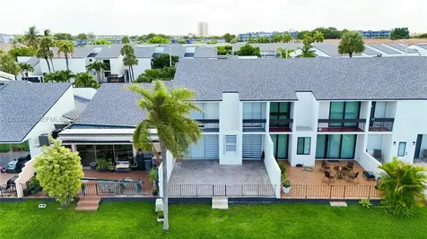 9179 Fontainebleau Boulevard Miami FL 33172