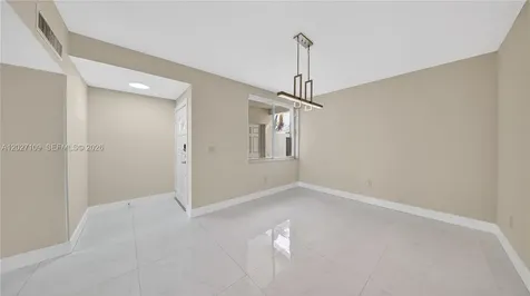 9179 Fontainebleau Boulevard Miami FL 33172