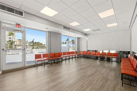 5001 Collins Avenue Miami Beach FL 33140