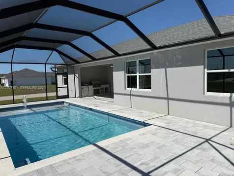 205 NW 18 Cape Coral FL 33993