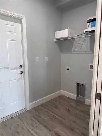 205 NW 18 Cape Coral FL 33993