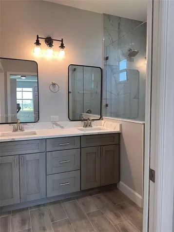 205 NW 18 Cape Coral FL 33993
