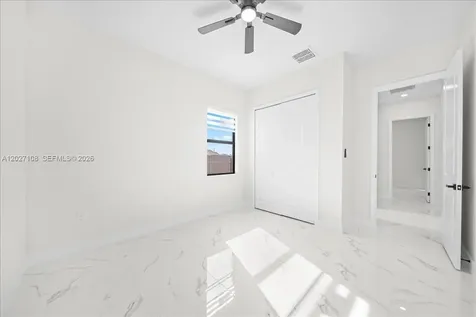1226 NE 5th Place Cape Coral FL 33909