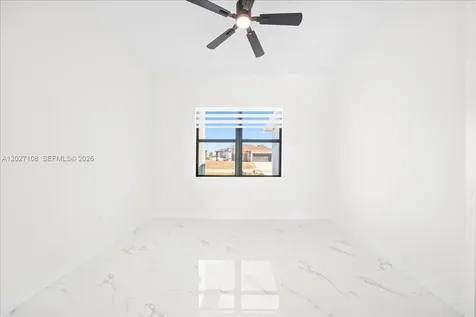 1226 NE 5th Place Cape Coral FL 33909