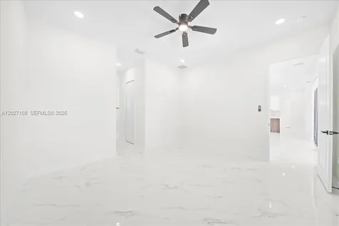 1226 NE 5th Place Cape Coral FL 33909