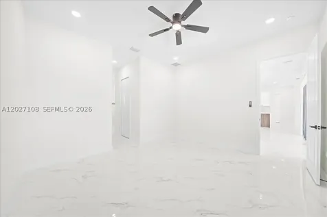 1226 NE 5th Place Cape Coral FL 33909