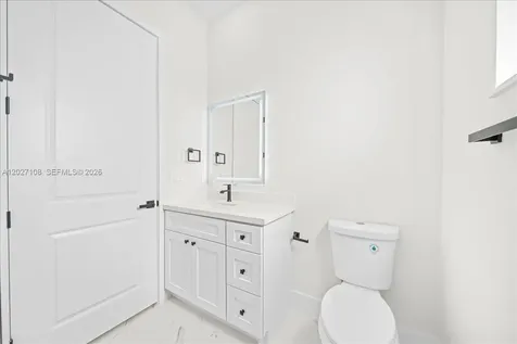 1226 NE 5th Place Cape Coral FL 33909