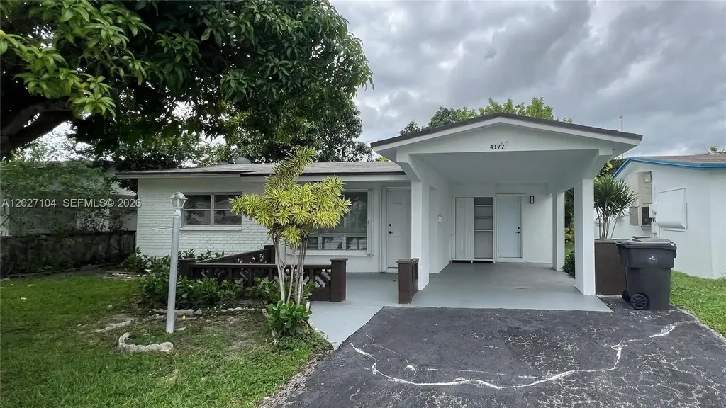 4177 NW 52nd Avenue Lauderdale Lakes FL 33319
