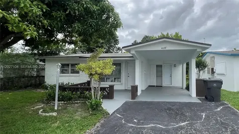 4177 NW 52nd Avenue Lauderdale Lakes FL 33319