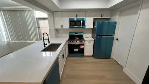4177 NW 52nd Avenue Lauderdale Lakes FL 33319