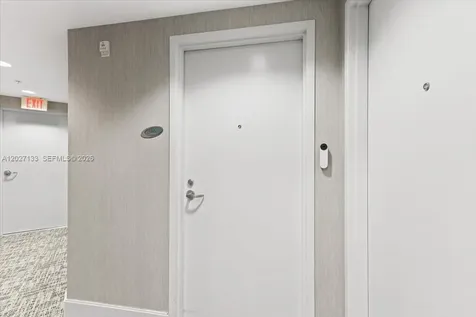 18201 Collins Avenue Sunny Isles Beach FL 33160