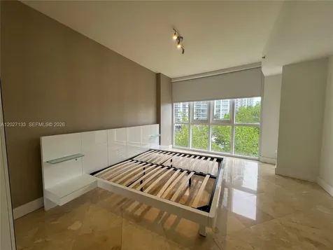 18201 Collins Avenue Sunny Isles Beach FL 33160