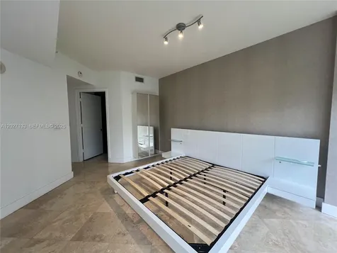 18201 Collins Avenue Sunny Isles Beach FL 33160