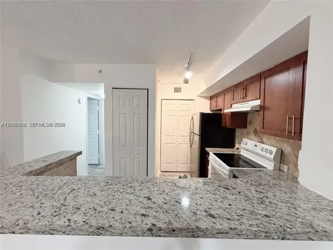 655 SW 111th Way Pembroke Pines FL 33025