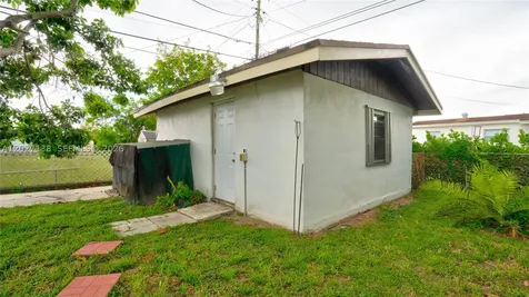 10420 SW 149th Street Miami FL 33176