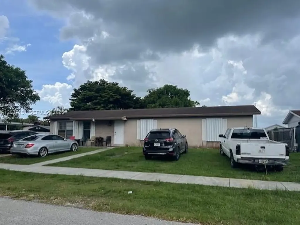 15814 SW 305th Terrace Homestead FL 33033