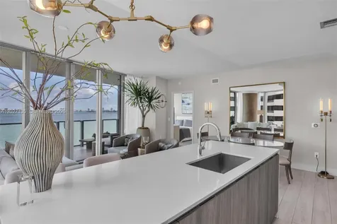 2900 NE 7th Avenue Miami FL 33137