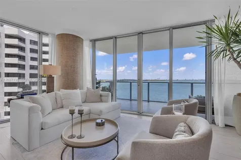 2900 NE 7th Avenue Miami FL 33137
