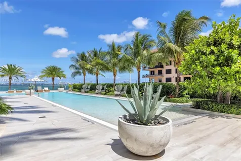 2900 NE 7th Avenue Miami FL 33137
