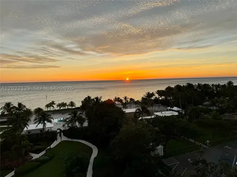 607 Ocean Drive Key Biscayne FL 33149