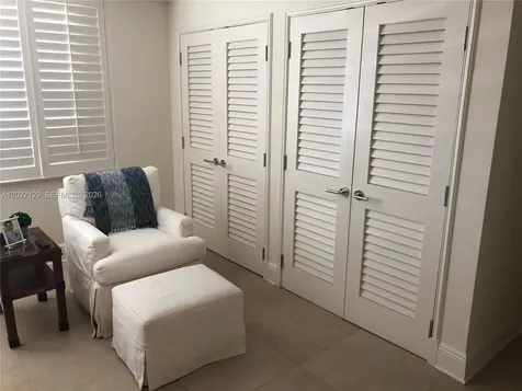 607 Ocean Drive Key Biscayne FL 33149