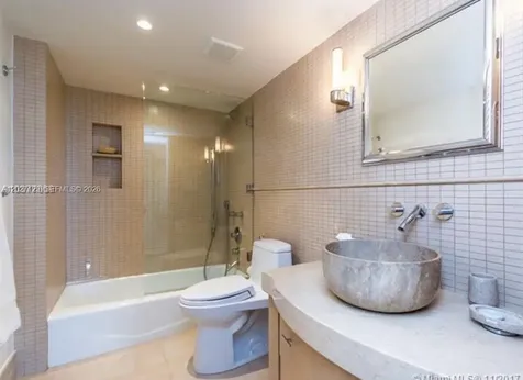 607 Ocean Drive Key Biscayne FL 33149